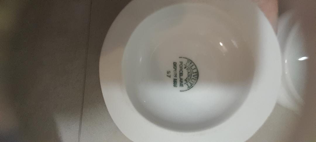 Set di piatti: 5 x Löwenkopfterrinen weiss – Usato da Udligenswil venduto da m-nikolic 4