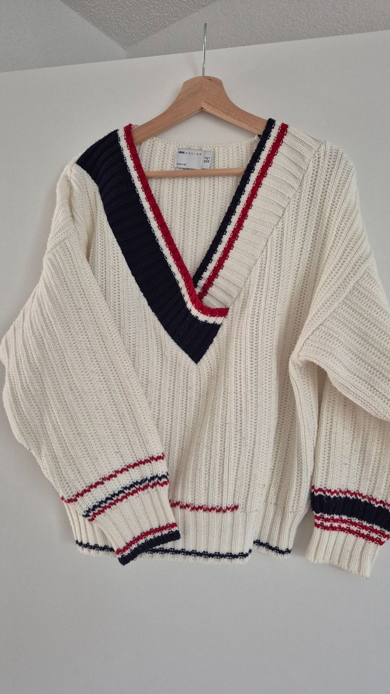 Pullover & Sweatshirts: Pullover Asos Gr. 36 – Gebraucht aus Brügg BE von Tub_san