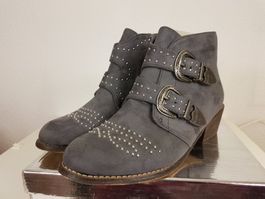 SALE !!! KAYLA Stiefeletten mit Nieten grau Gr. 38