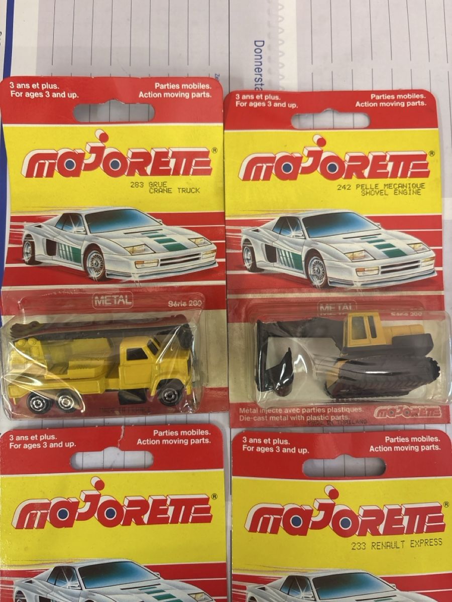Majorette Modellautos: 4x Majorette Modellautos Originalverpackung – Gebraucht aus Chur von Diversico2010 1