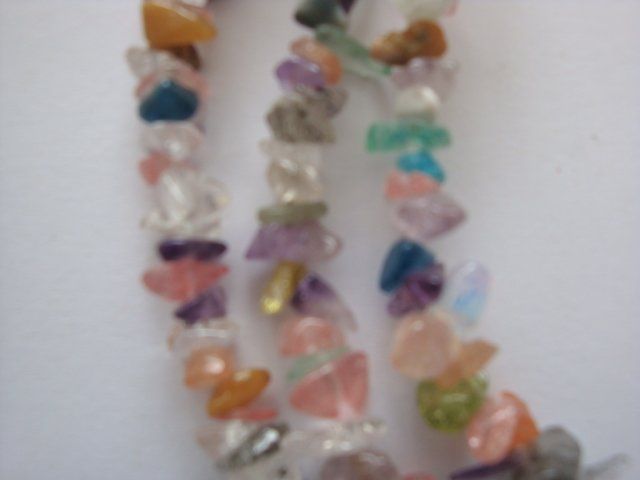 Catenine: Bunte Kette mit echten Steinen – Usato da Thun venduto da Ereli47 1