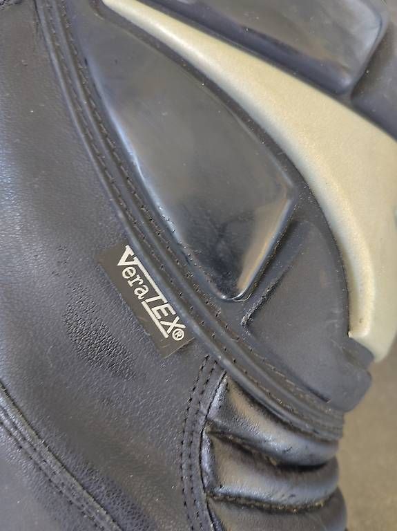 Diadora Scarpe da uomo: Bottes moto Diadora (42) – Usato da Delley venduto da chrisvez 1