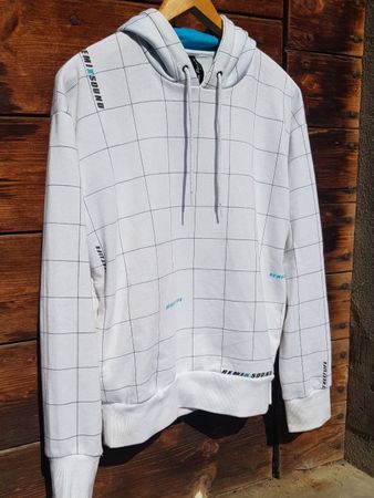 Pull à capuchon "La Rue" comme neuf, taille hommes S/M