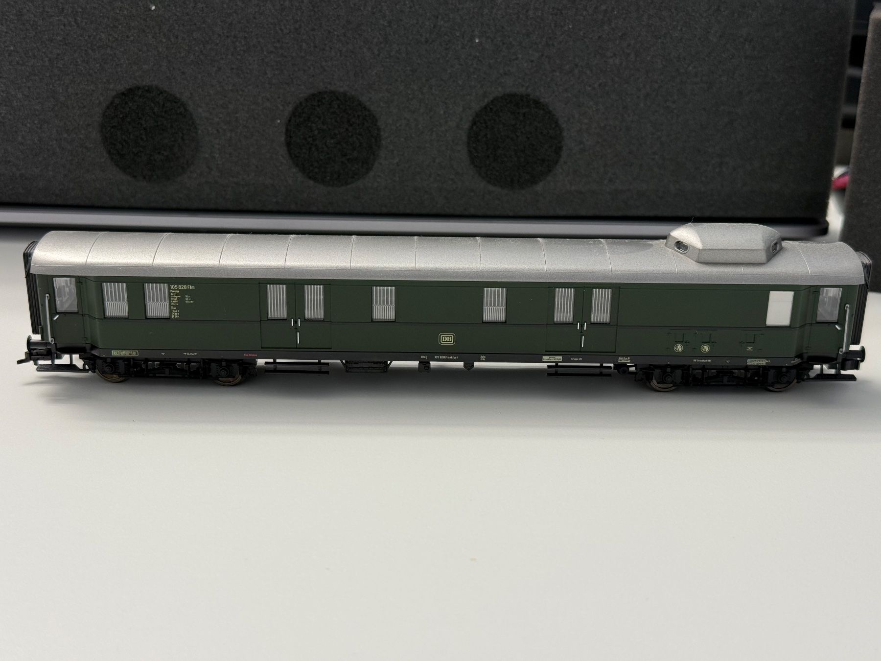 Fleischmann Modelleisenbahnen: FLM 5630 DB Schnellzug  Packwagen / DC HO – Gebraucht aus Jonschwil von sutfra12 2
