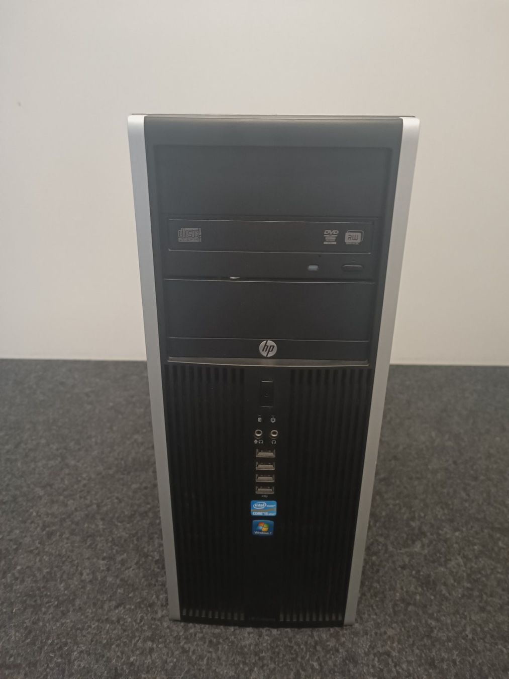 Compaq PCs: HP compaq elite 8300 – D'occasion à Schlieren par 2nd-Life 2