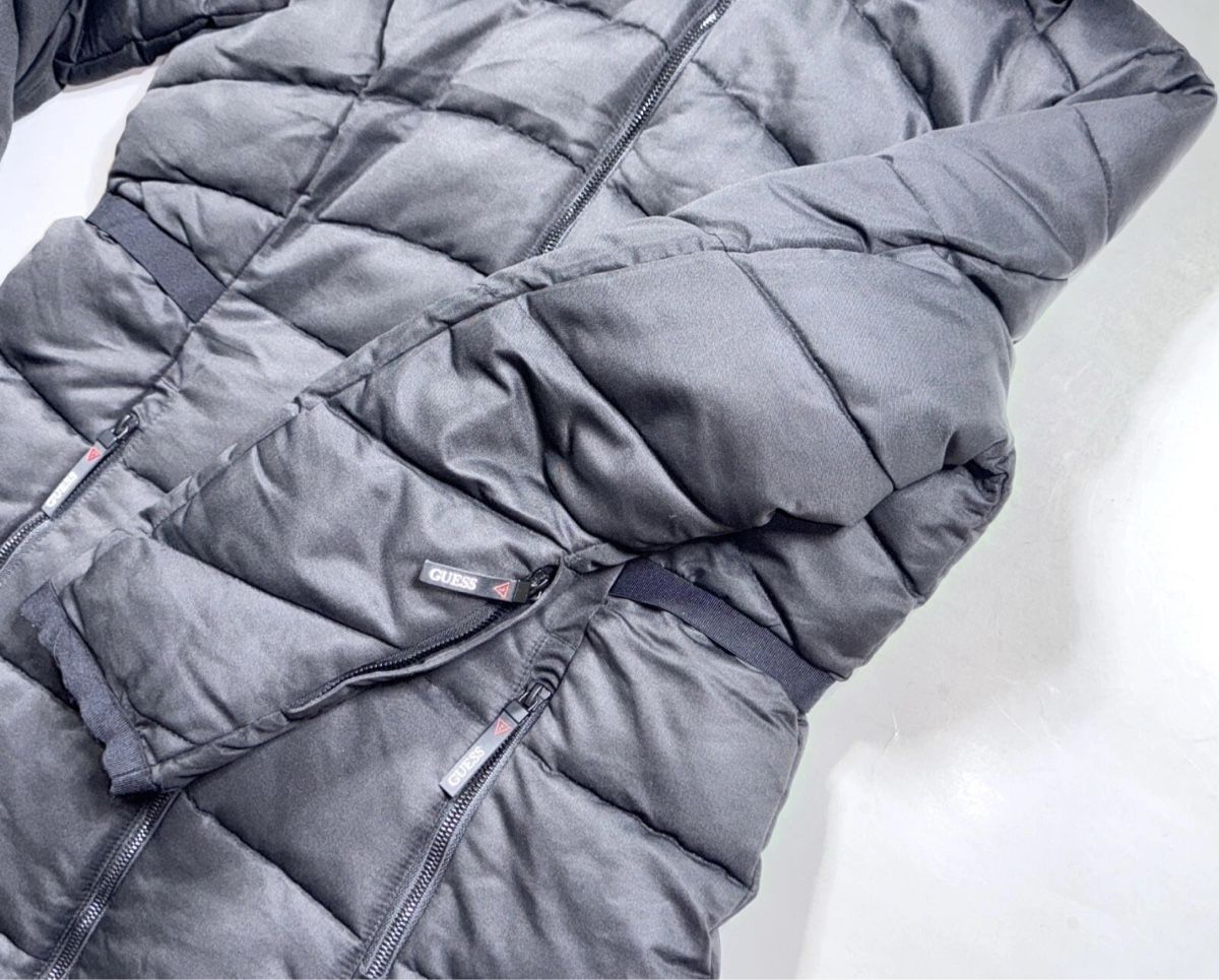 Guess Giacche: GUESS wind and waterproof winter jacket Black size L – Nuovo (secondo la descrizione) da USTER venduto da ioana2004 2