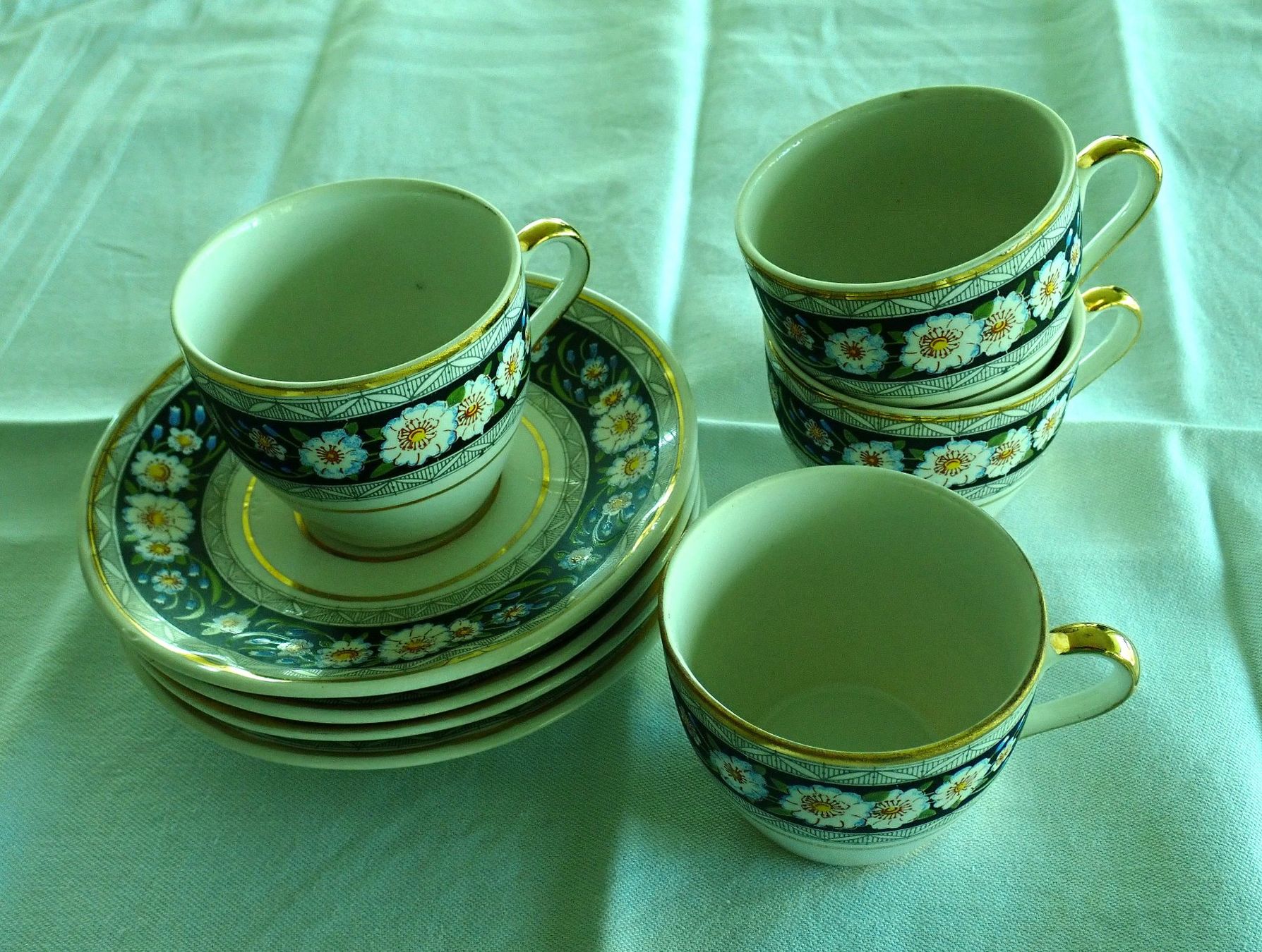 Set di piatti: Espressotassen mit Untertassen – Usato da Gunzgen venduto da 4you_only