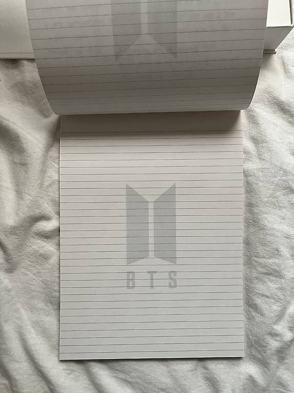 CD: Kpop album BTS BE – Usato da Lonay venduto da jes_8znz 3