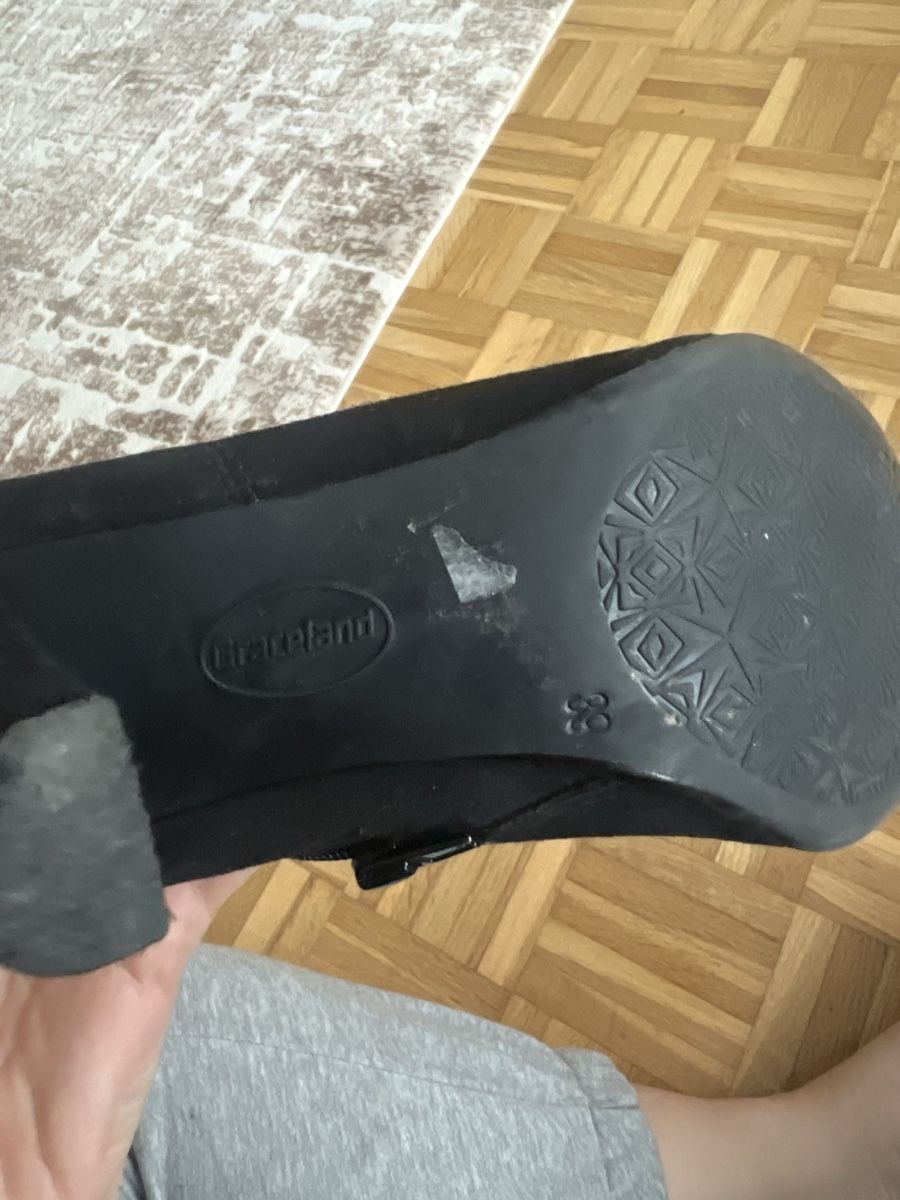 Scarpe da donna: Schwarze Ankle Boots (Gr. 39) – Usato da Wattwil venduto da skr_94 3
