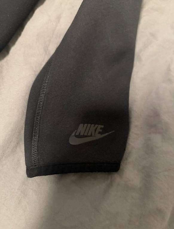 Maglioni & Felpe: Pull Zip Nike Tech – Usato da Genève venduto da raf_zxk5 1