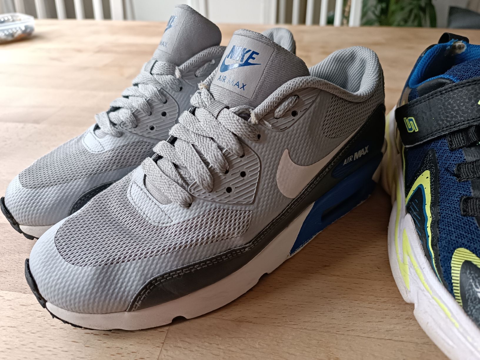 Nike Herrenschuhe: Nike AirMax + Sketchers Gr 37.5/ 38 – Gebraucht aus Binz von julijuli 1