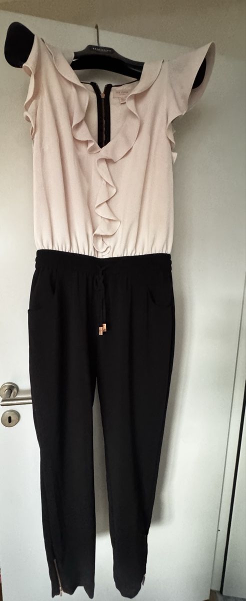 Ted Baker Tute: Ted Baker Jumpsuit, Gr. 2, Top Zustand – Usato da Uetikon am See venduto da chr_r22y