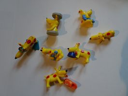 7 Kunststoff Figuren Hund gelb von C & A