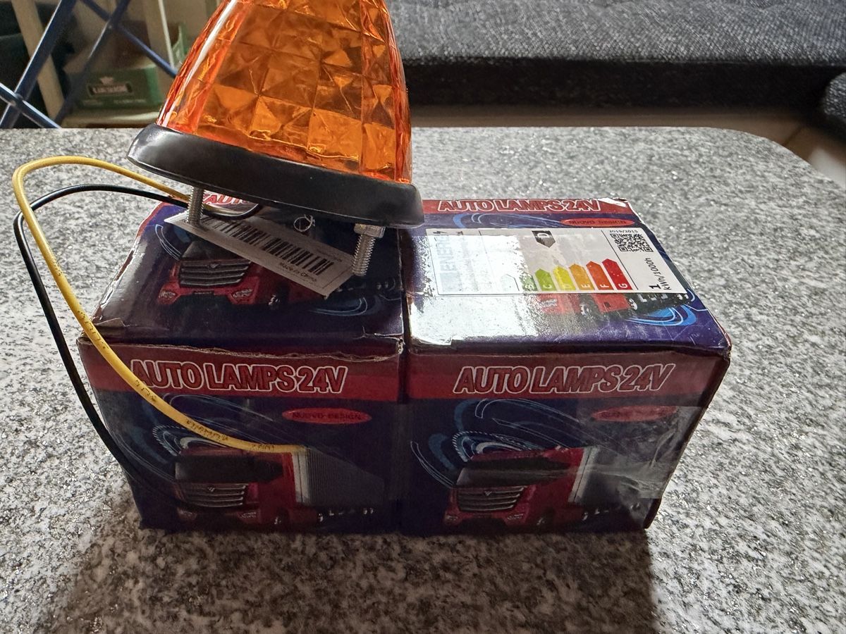 Tutti pezzi di ricambio auto: Autolampen 24V gelb – Nuovo e nell'imballaggio originale da Regensdorf venduto da 118-Regensdorf 2