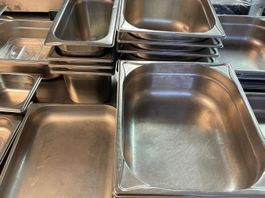 Gastro Edelstahlbehälter GN, 1/1 Bleche guter Zustand
