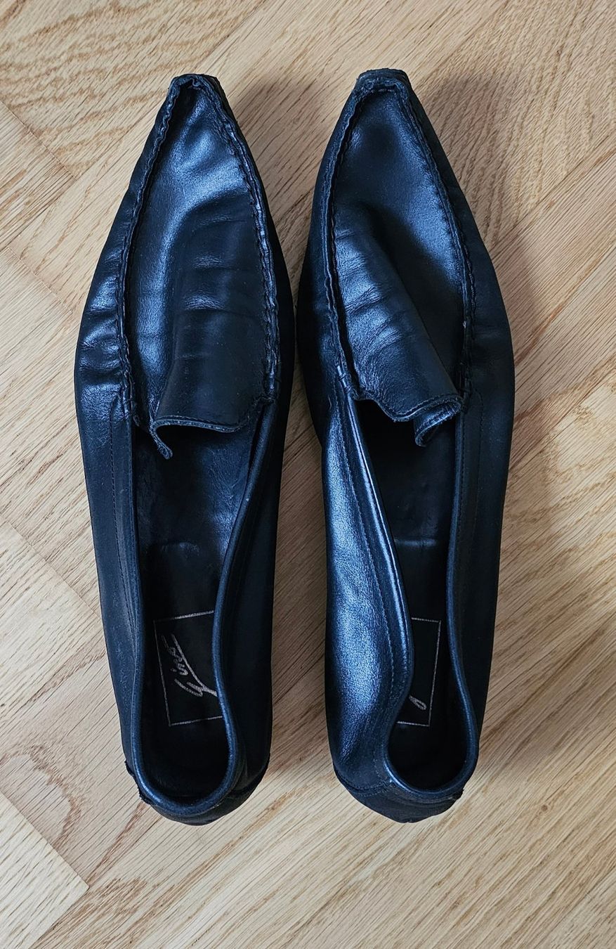 Scarpe da donna: Schwarze Echtleder Slipper - Elegante Schuhe! – Usato da Liestal venduto da Nerina5 1