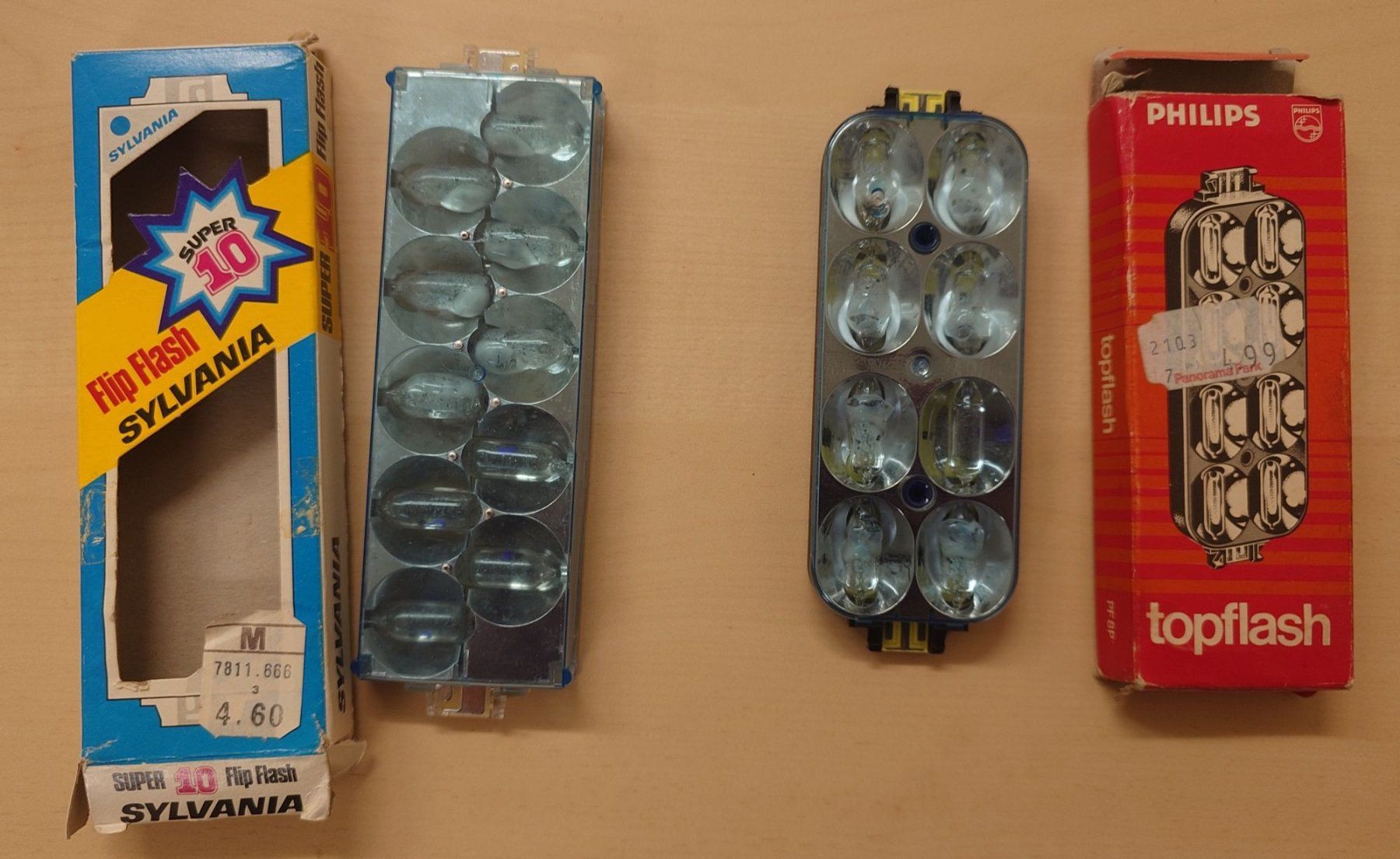 Flash: 2x FlipFlash / Blitzschiene / topflash / Blitzleiste / Blitz – Usato da Ostermundigen venduto da Chrisascht