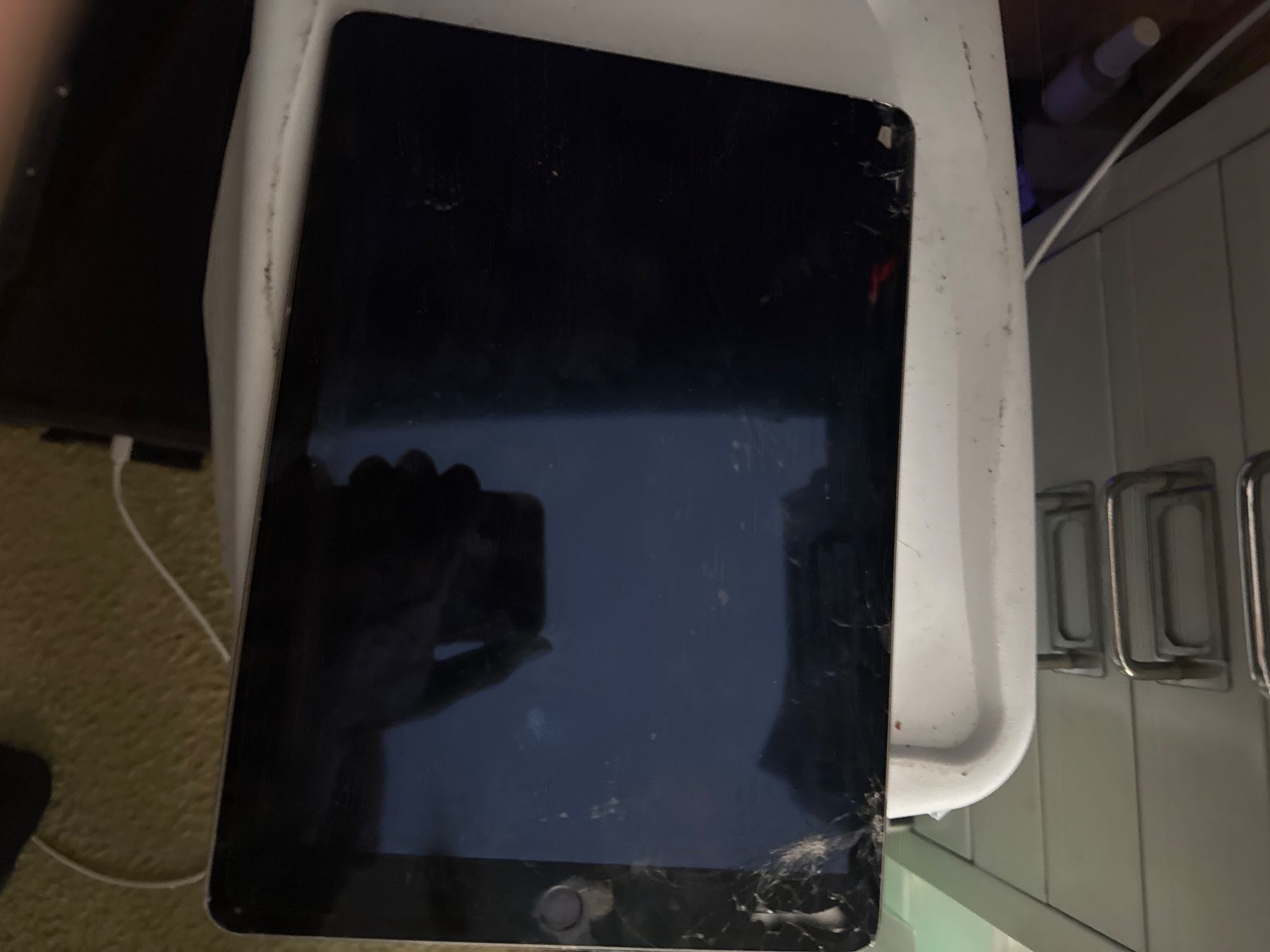 Apple Tablet PC: Ipad Air 2 -A1567- icloude – Difettoso da Olten venduto da HoYa01 2