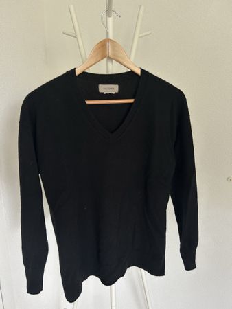 Falconeri cashmere black sweater