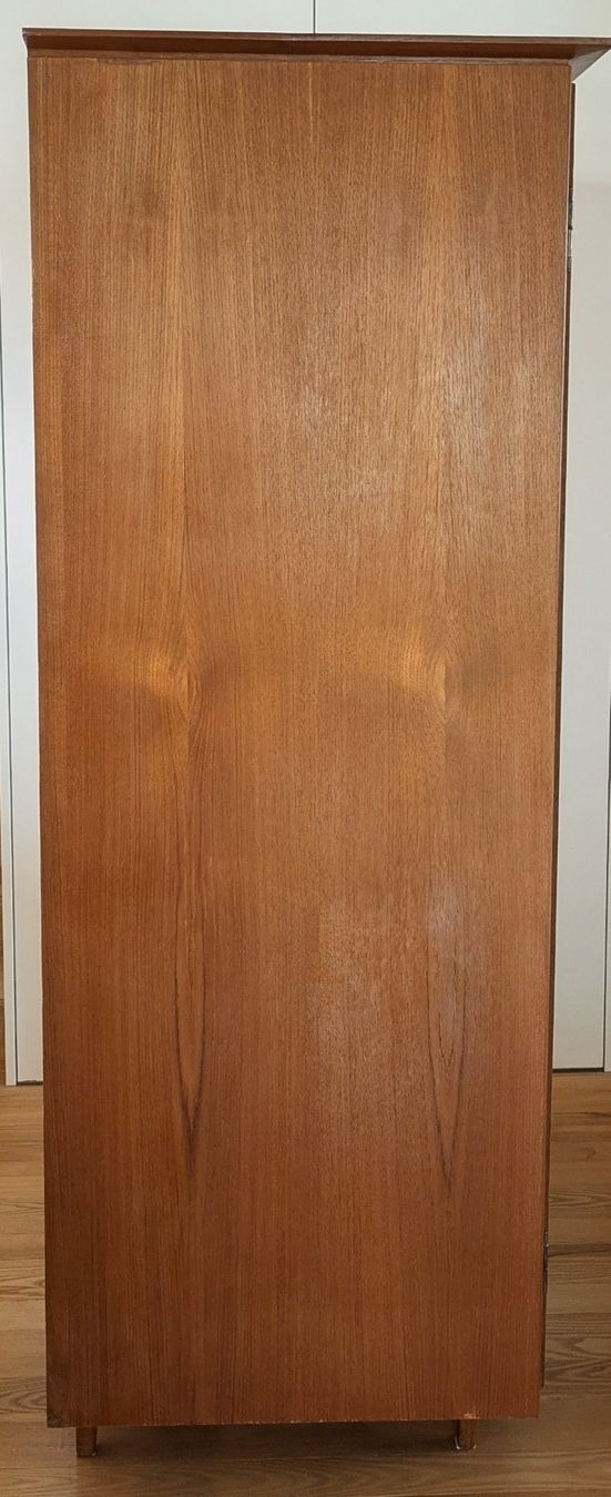 Armadi: Midcentury Kleiderschrank Teak – Usato da Wikon venduto da Freu 3