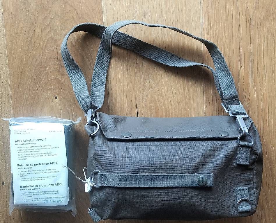 Taschen: SCHUTZMASKE "SCHUMA" 74 – Gebraucht aus Steinach von Tsgweh