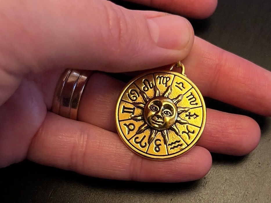 Ciondoli: Amulett/ Anhänger Sonne mit Zodiac – Nuovo (secondo la descrizione) da Gams venduto da Mariawicca 2
