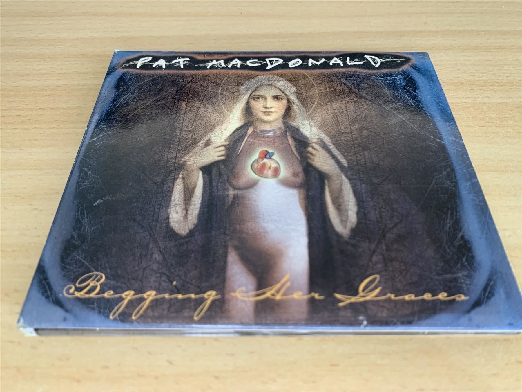 CD: Pat MacDonald – Begging Her Graces – Usato da Rikon im Tösstal venduto da Alpenmutz
