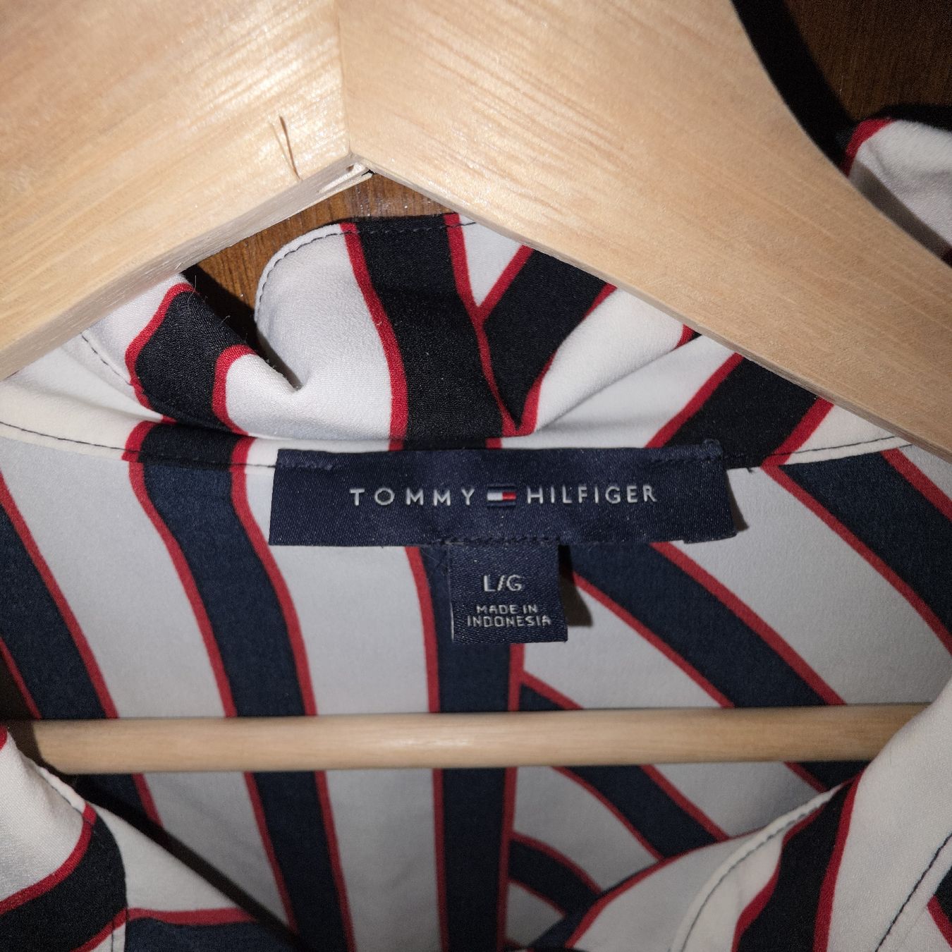 Tommy Hilfiger Camicette: Camicia Tommy Hilfiger a righe, taglia L – Nuovo (secondo la descrizione) da Rancate venduto da sarah357 2