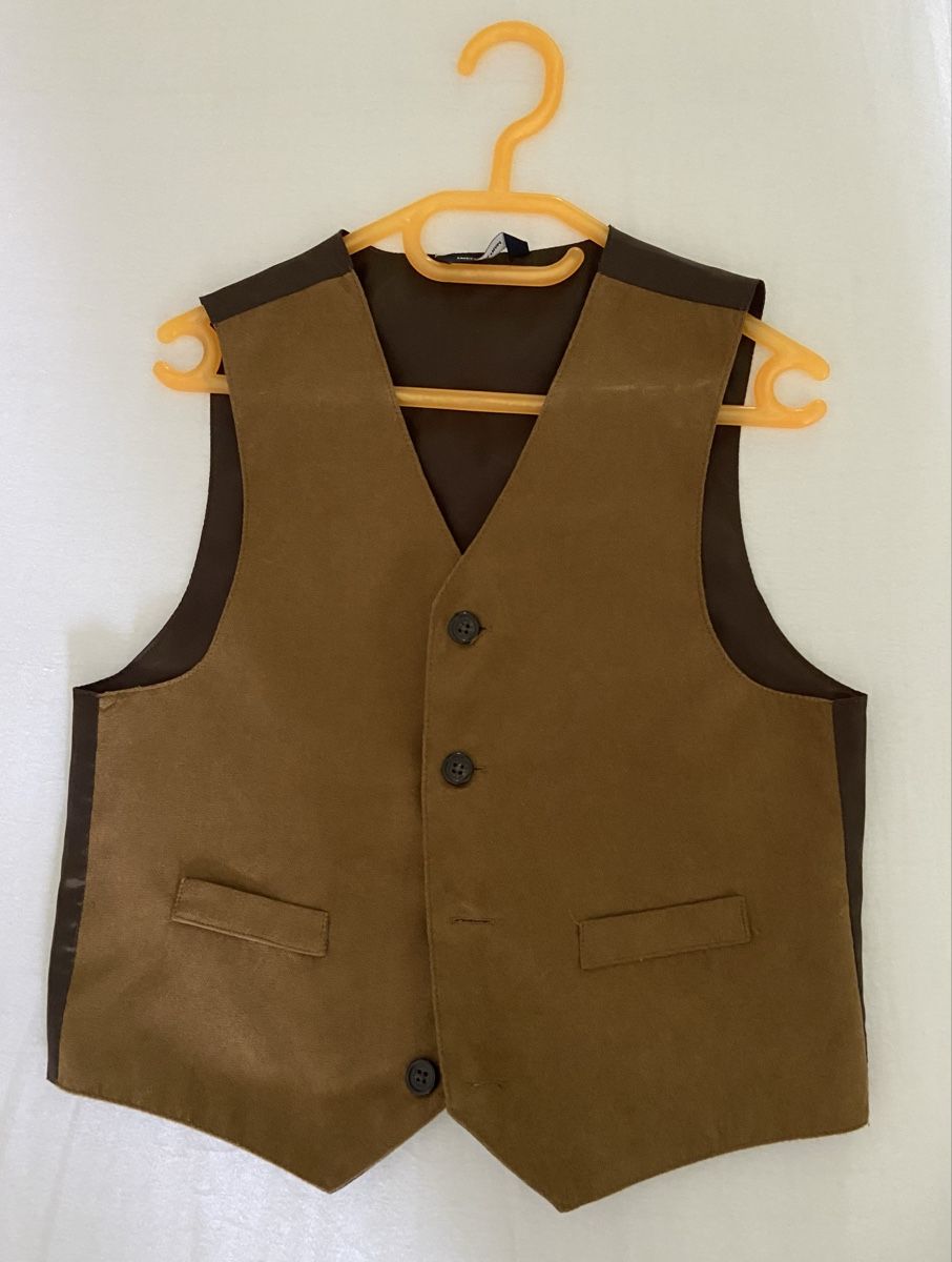 Altro abbigliamento per bambino: Dockers Kinder-Weste, Grösse M, braun – Usato da Hinwil venduto da Claucat