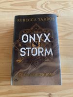 Buch Onyx Storm von Rebecca Yarros, Band 3 Flammengeküsst
