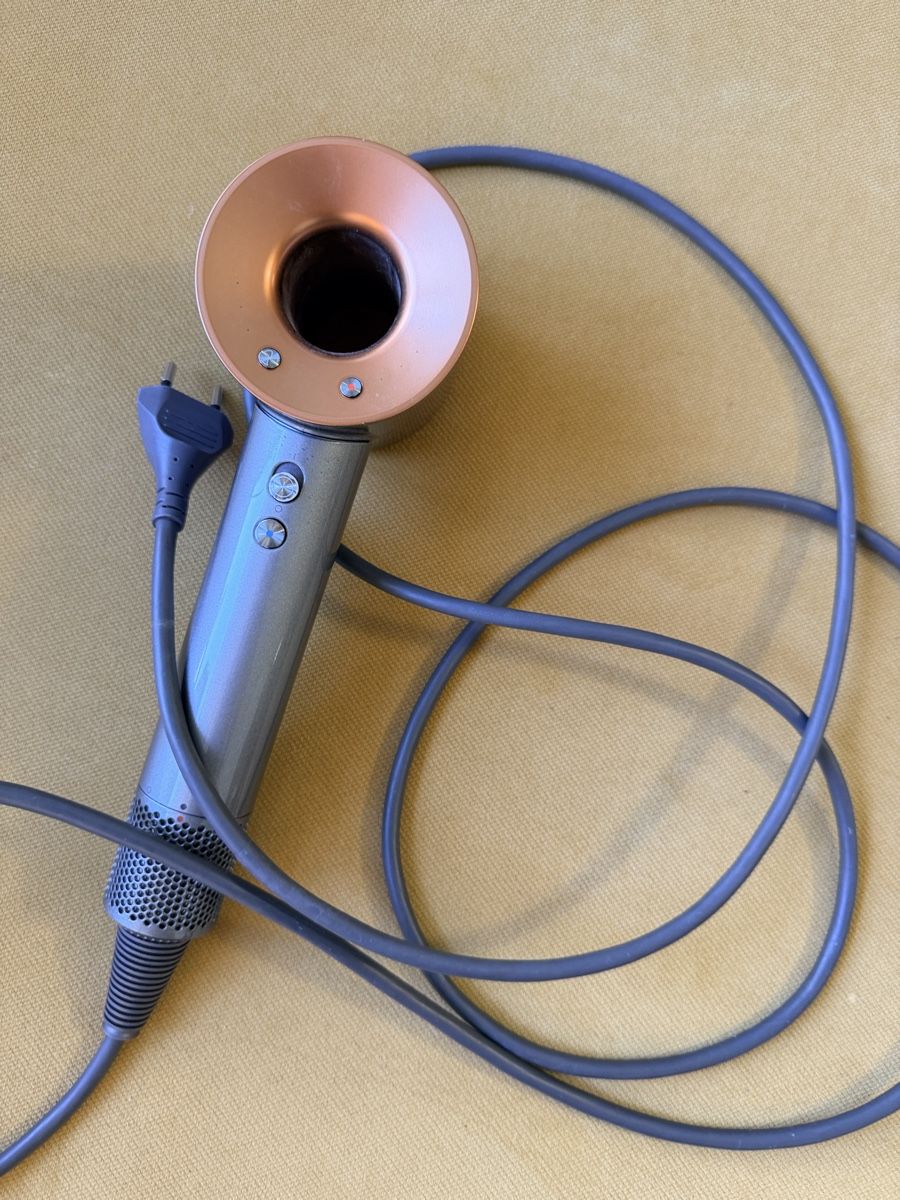 Dyson Föhn: dyson hair dryer – Gebraucht aus Dübendorf von xce_m8qq 2