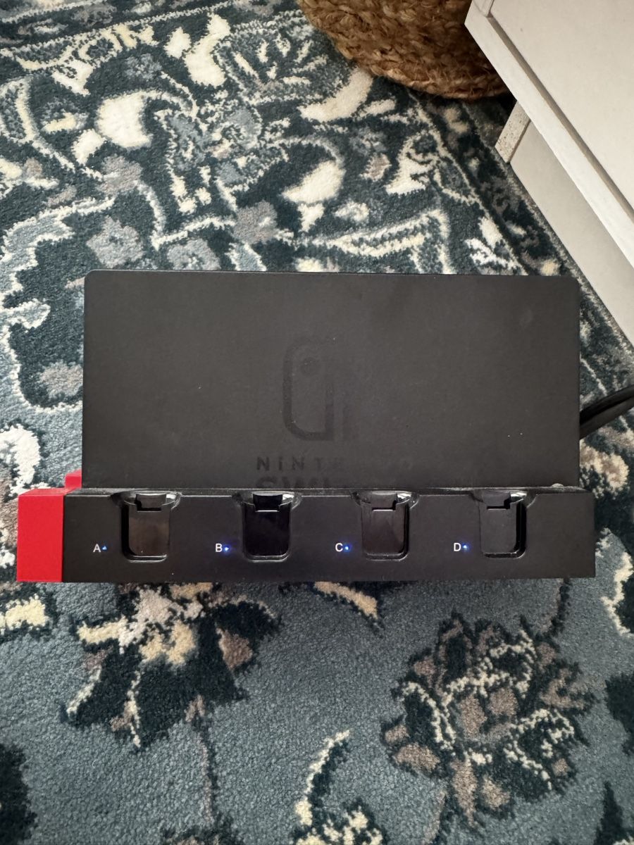 Nintendo Konsolen: Nintendo Switch inkl. Zubehör – Gebraucht aus Aarau von bigsummerblowout 3