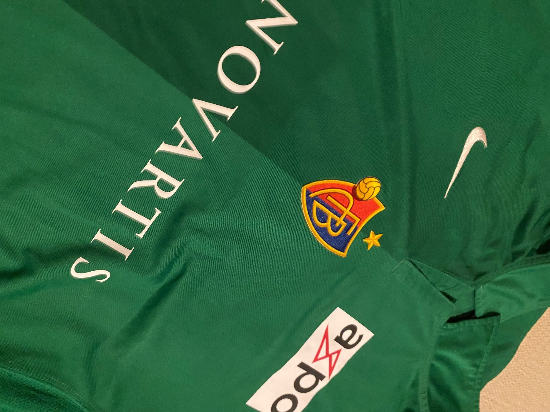 FC Basel Canottiere & Pantaloni: FC Basel Trikot Pascal Zuberbühler XL – Usato da Basel venduto da Skindamon 5