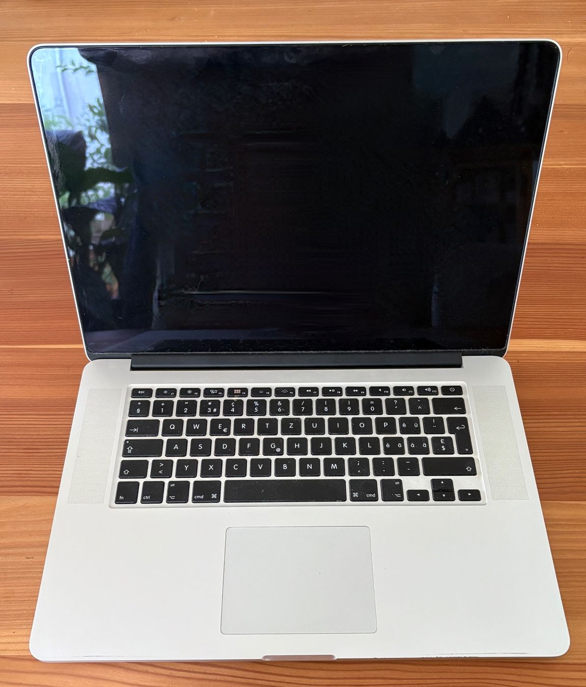 Apple Notebook: MacBook Pro 15 Zoll (2011) – Difettoso da Root venduto da Idanisch