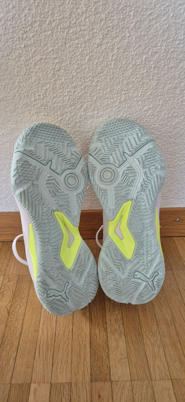 Scarpe da donna: Puma Sportschuhe – Usato da Kloten venduto da vanepit 2
