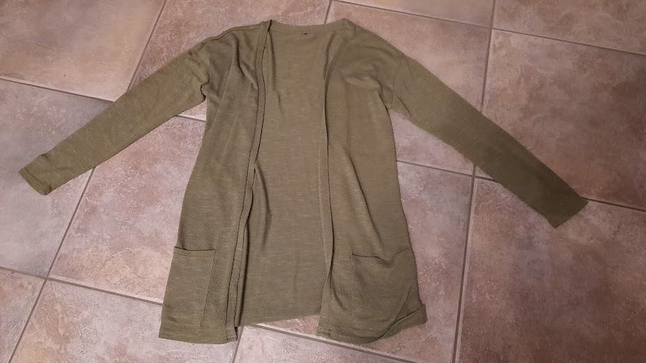 Vestes: Leichtes Jäckli Gr. S – D'occasion à Mosnang par zwasli03