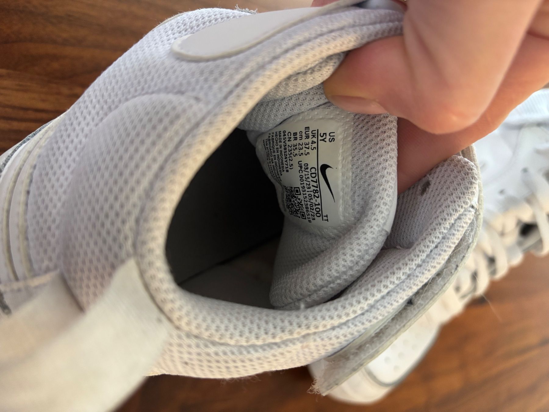 Nike Scarpe da uomo: Nike Sneaker – Nuovo (secondo la descrizione) da Zürich venduto da tinde 2