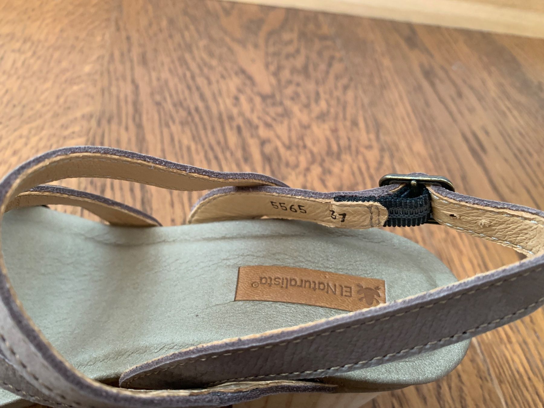 El Naturalista Scarpe da donna: El Naturalista Deba 5565 multi plume Gr.37 – Nuovo (secondo la descrizione) da Zürich venduto da finsti 5