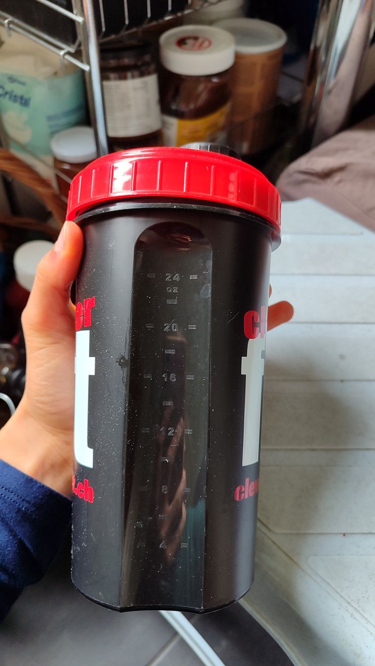 Recipients et similaires: Shaker Becher clever fit 700 ml – Neuf (Voir description) à Zürich par nic_xm7s 4