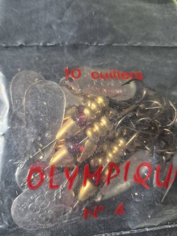 Esche: Pêche : Cuillères olympique  – Usato da Massongex venduto da sri_9rns