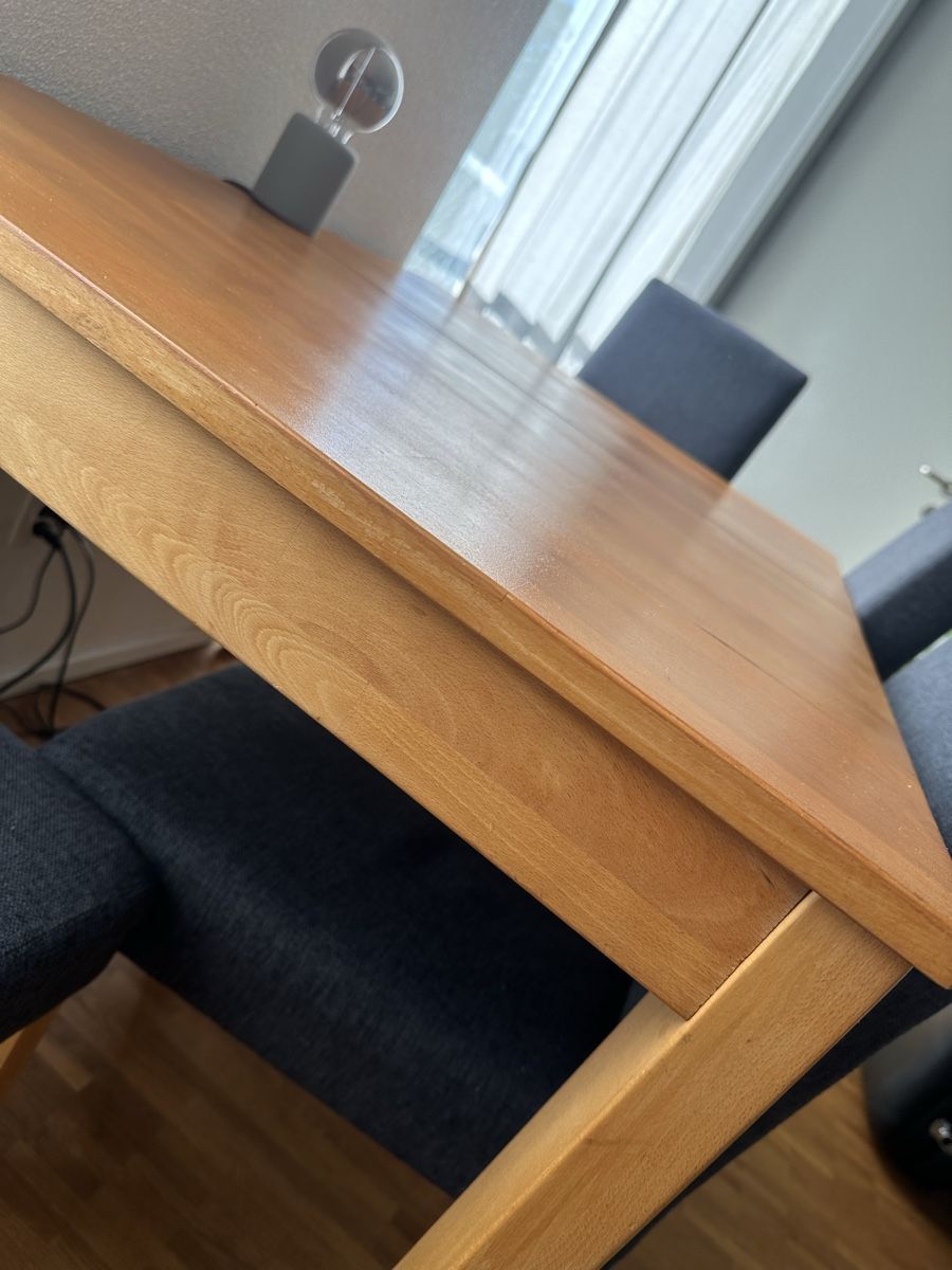 Tische: Tisch inkl 4 Stühle – Gebraucht aus Zürich von Snow44 3