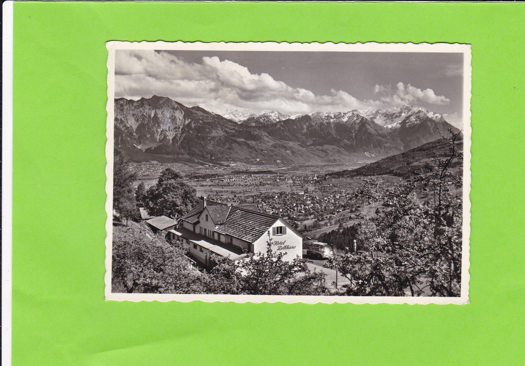 Cartoline postali: Hotel Zollhaus, Gamserberg SG--Oldtimerbus – Usato da St. Peterzell venduto da neckertal