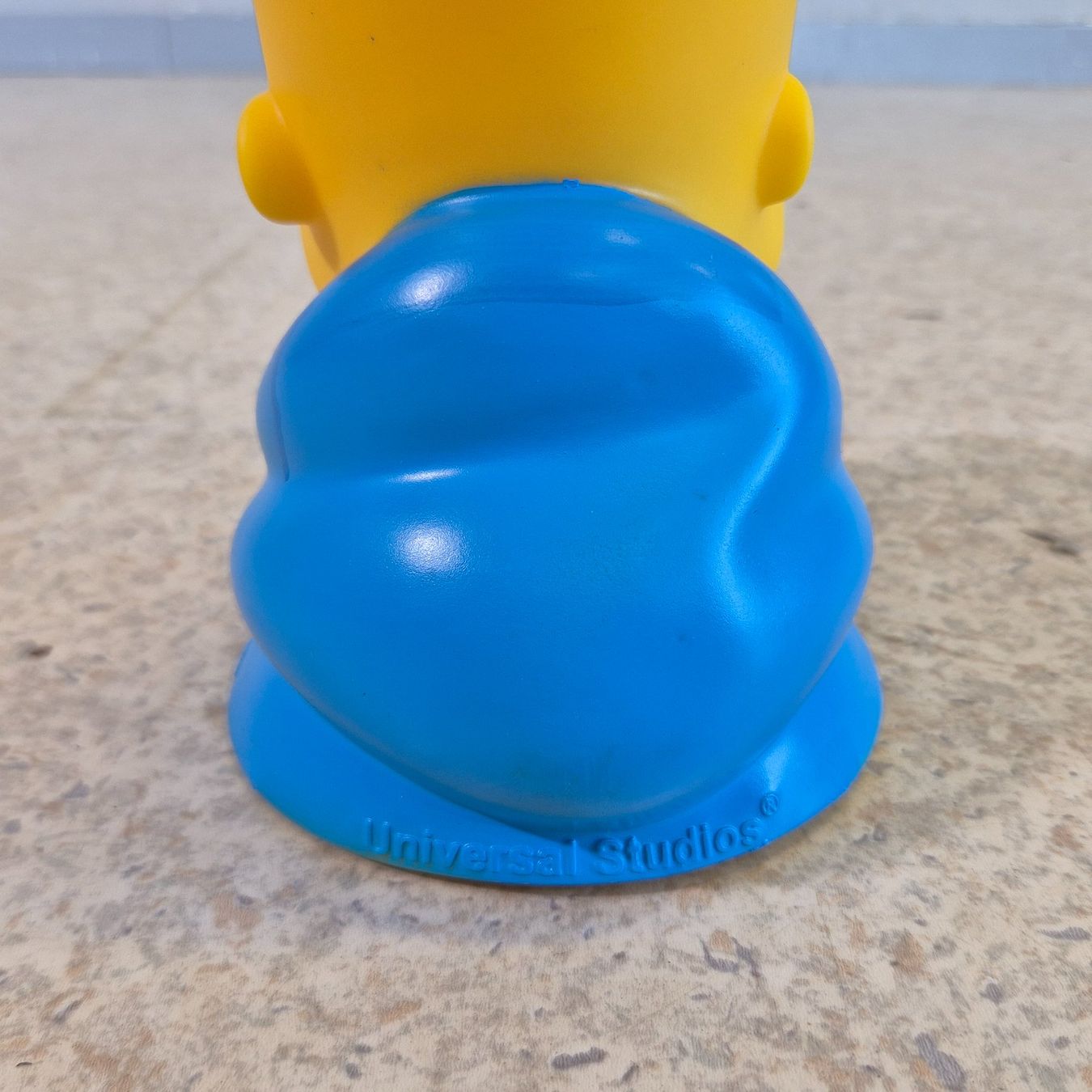 Gourdes & Thermos: Bart Simpson Trinkbecher Universal Studios Cup Water Bottle – D'occasion à Nottwil par Wondewa-Shop 7