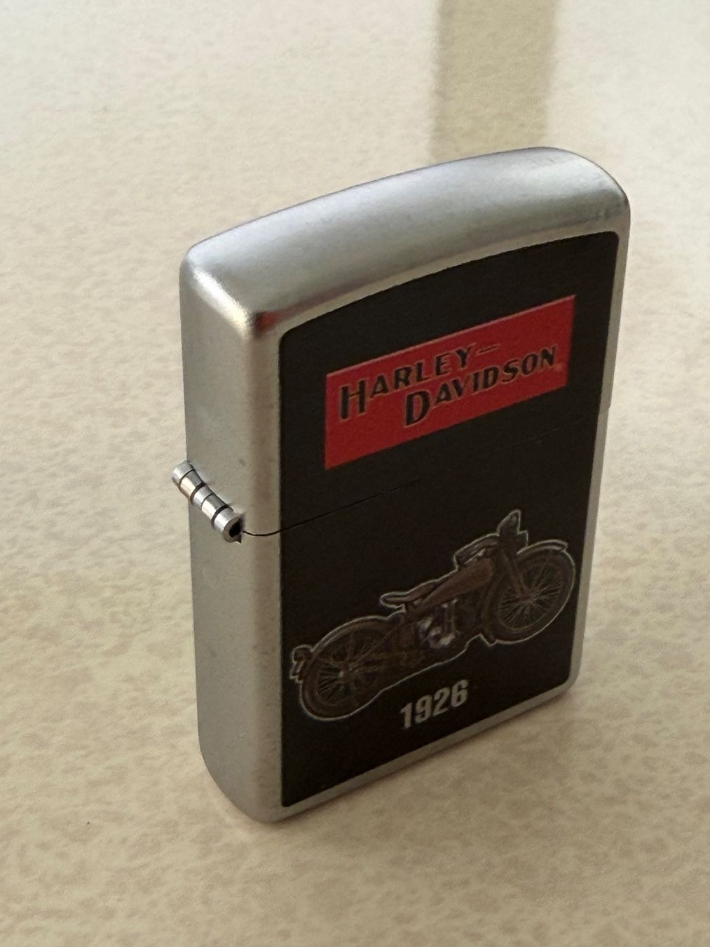 Zippo Accendini: Harley-Davidson Zippo Feuerzeug Flathead 1926 – Usato da Engelburg venduto da MarcelR01