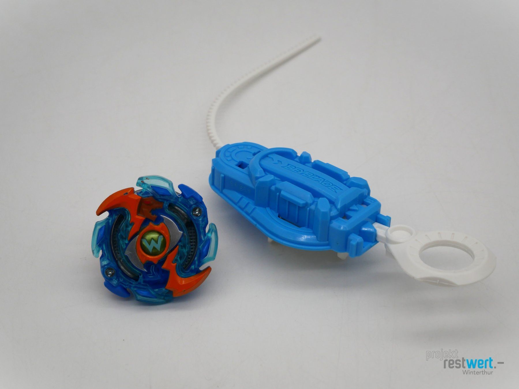 Hasbro Giocattoli: HASBRO Beyblade Speedstorm Wyvron W6 – Usato da Winterthur venduto da Restwert_Winterthur 1