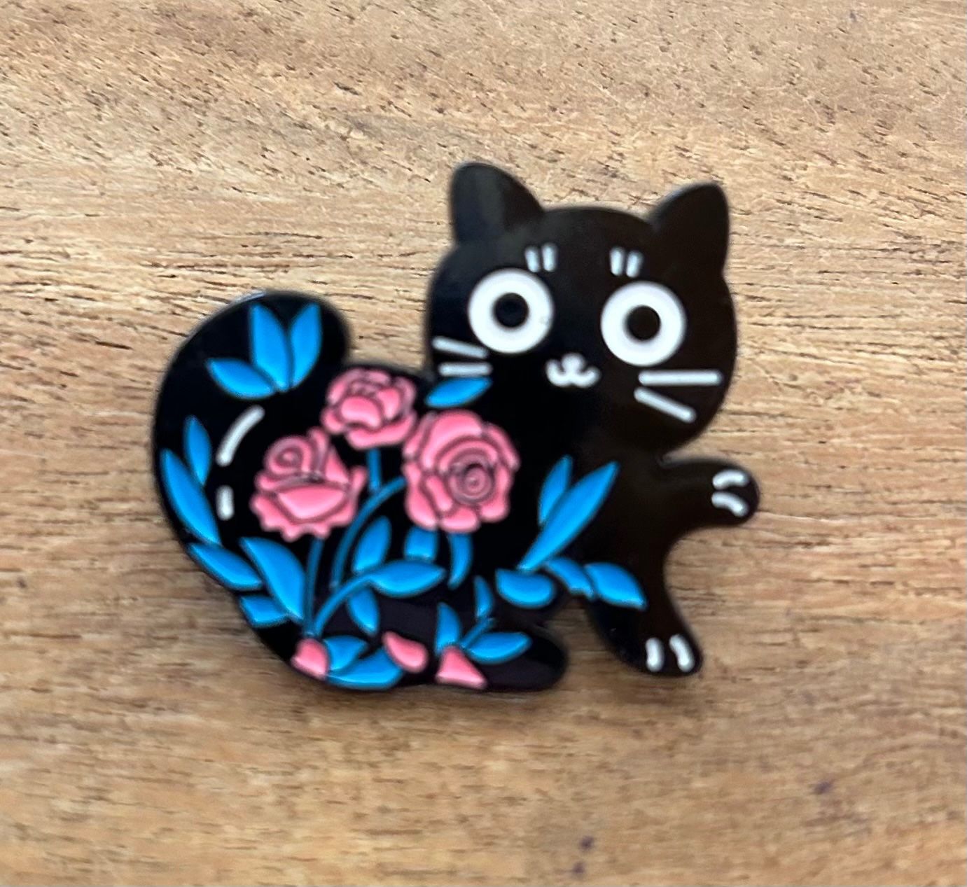 Placchette & Badge: Süsser Pin Katze Blumen – Nuovo e nell'imballaggio originale da Geneve venduto da vane267