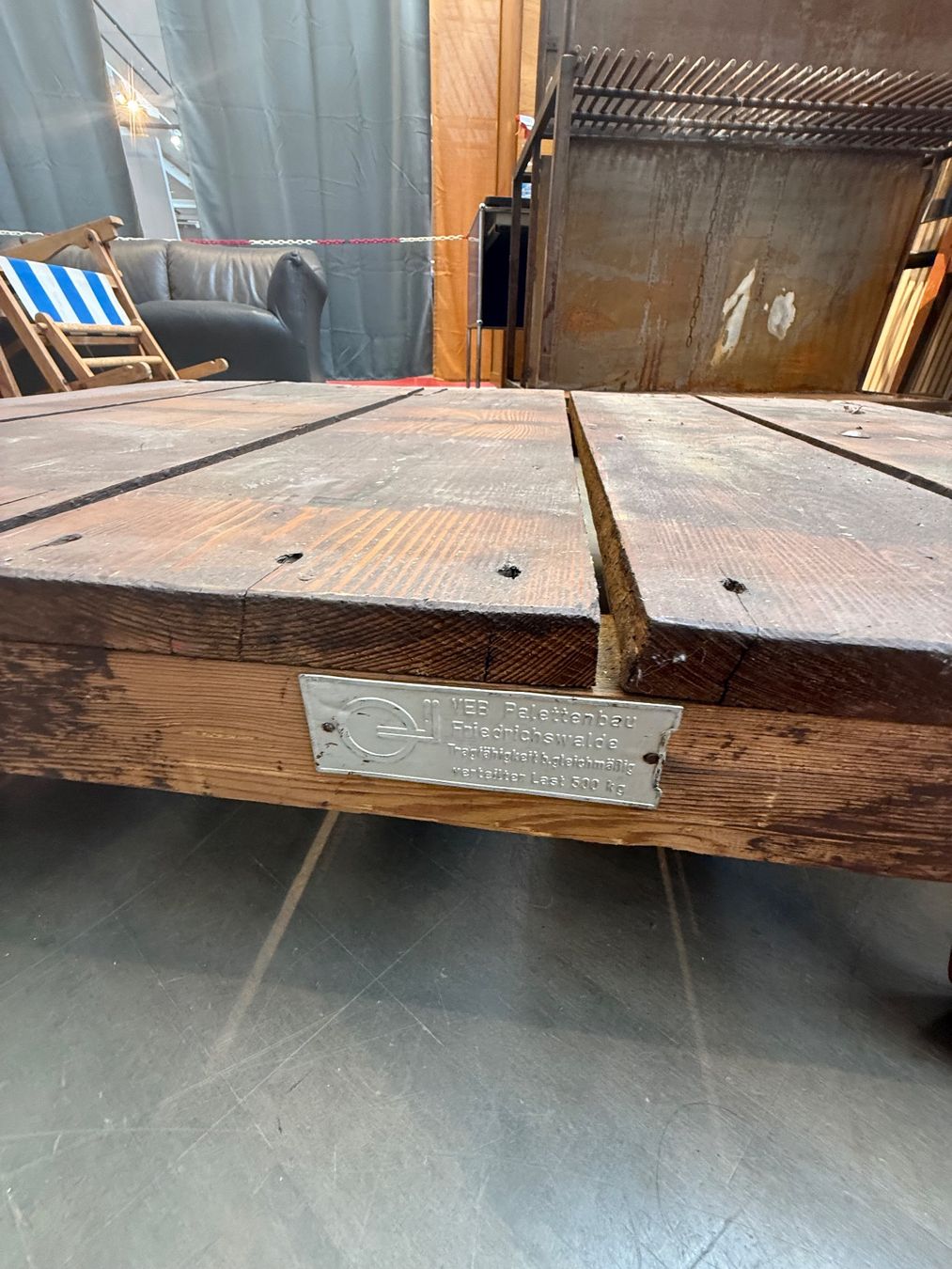 Tables: Industrial Couchtisch – D'occasion à Fulenbach par Annie.s_Mid_Century 3