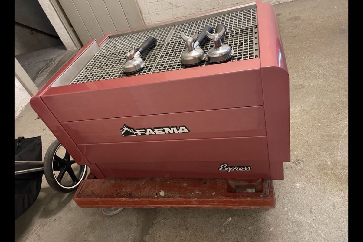 Faema Machines à café & Machines à expresso: Faema Espress Kaffeemaschine rot  – D'occasion à Bern par Motobikemaetu 3