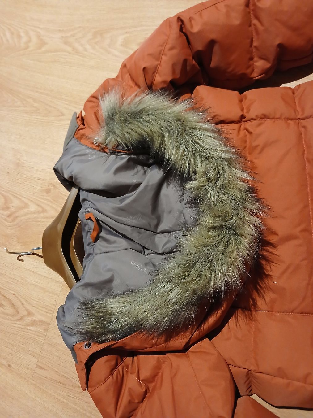 Jack Wolfskin Jacken: Cosy rarely worn rust Jack Wolfskin Down Jacket F Size S – Neu (gemäss Beschreibung) aus Turbenthal von viw_48fr 2