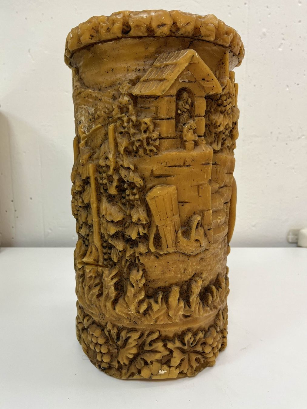 Candele: Rustikale Weinkerzen-Säule, Vintage-Stil, – Usato da Zürich venduto da V3NOM_x3 1